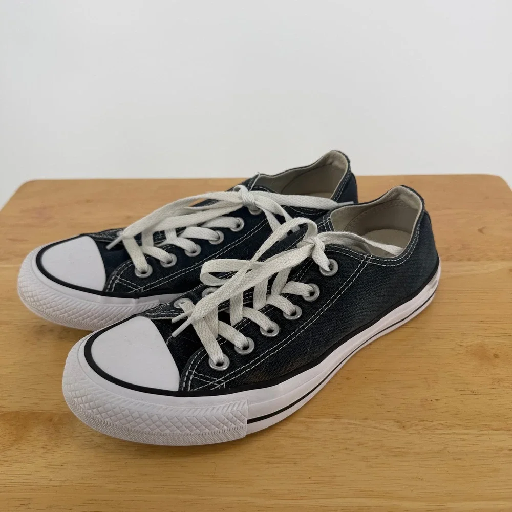 Converse Chuck Taylor All Star Womens 7 Black Low Top Ox Sneakers Classic School